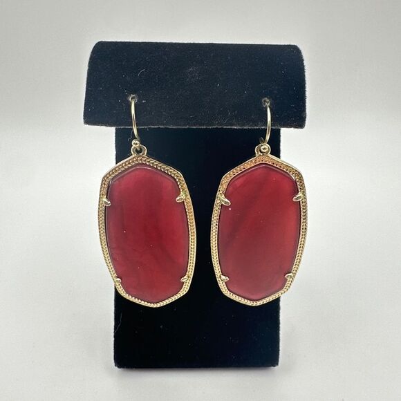 Retired RARE Kendra Scott "Pink Agate" Danielle dangle earrings in gold tone! - Picture 3 of 11